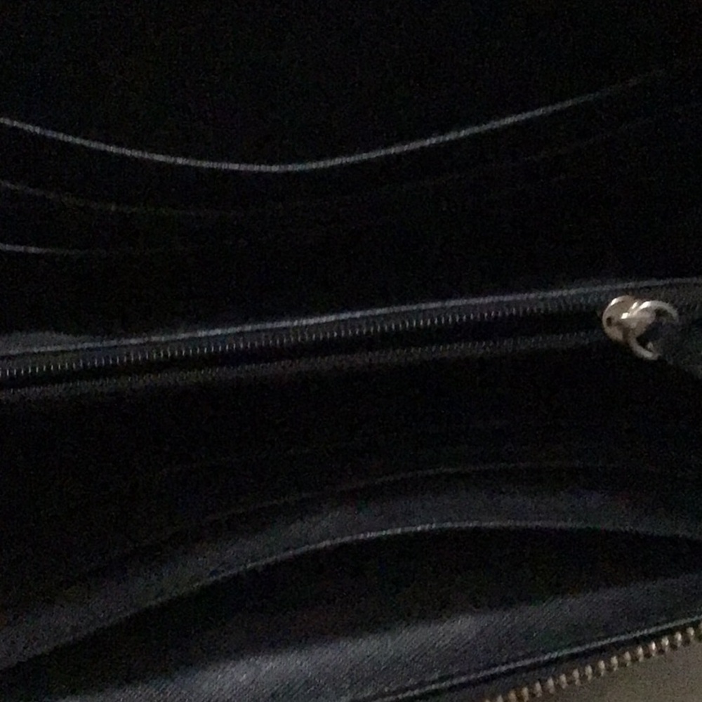 Michael Kors Black Snake Print Wallet - Picture 3 of 3